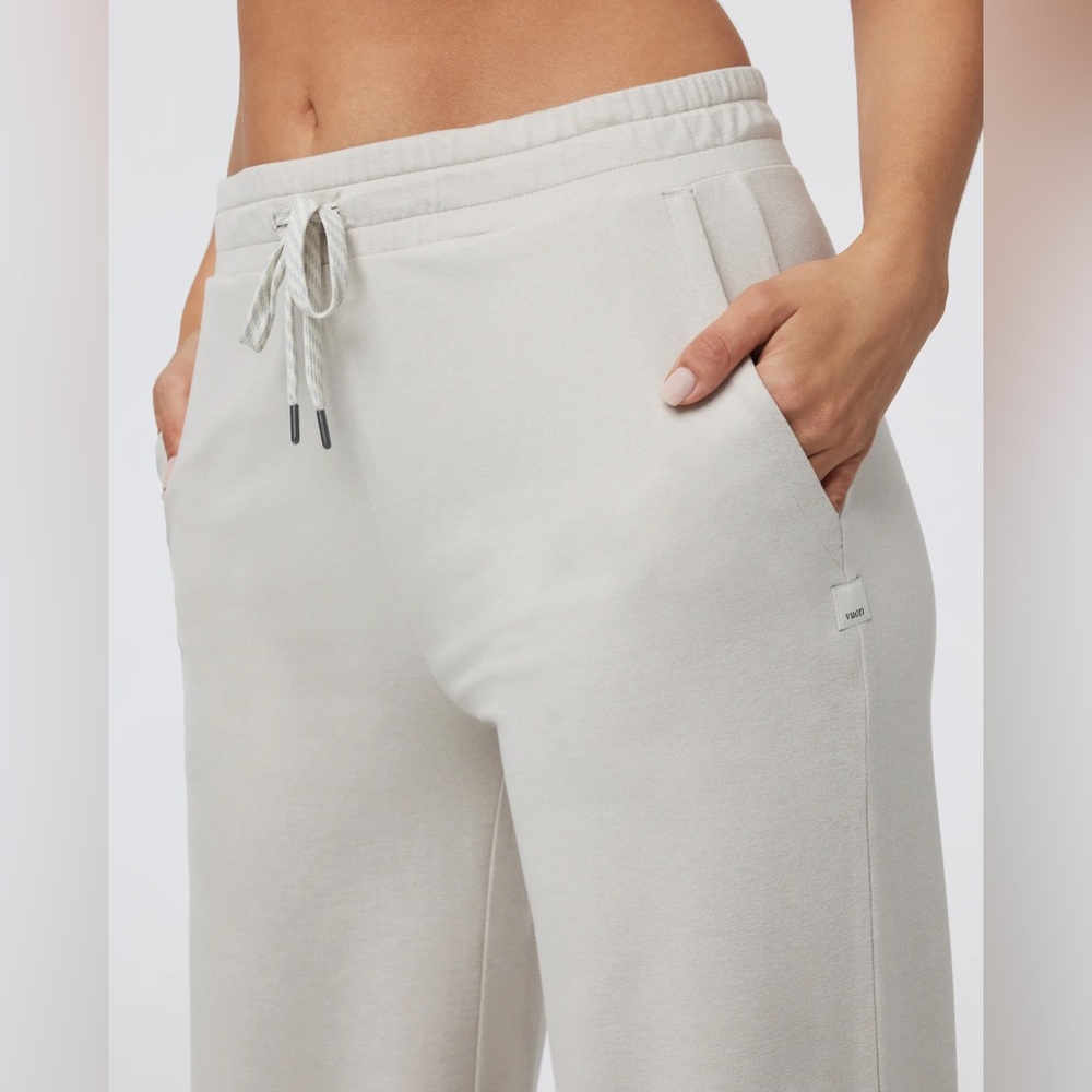 Vuori Halo Essential Wideleg Pant -Ecru Heather - S - Picture 4 of 7
